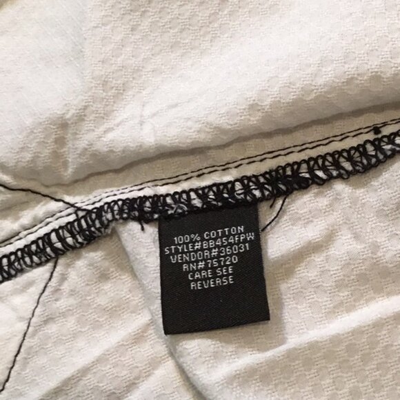 Buckle White Button-Up Shirt with Black Accents - Picture 10 of 11